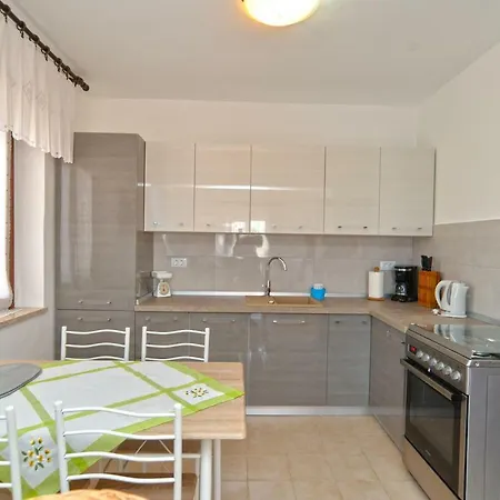 Appartement 408 Fažana