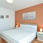 Apartments 408 Fazana Fazana