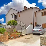 Apartments 408 Fazana * Fazana