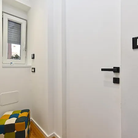 408 Apartament *