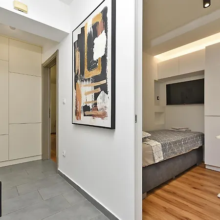 Apartament 408