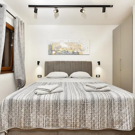 Apartament 408 Fažana