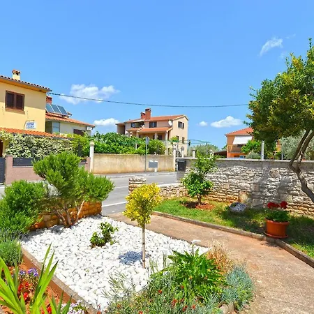 Apartament 408 Fažana